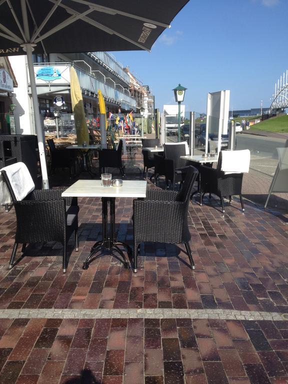 Nordseehotel Benser Hof Am Hafen Bensersiel Esterno foto