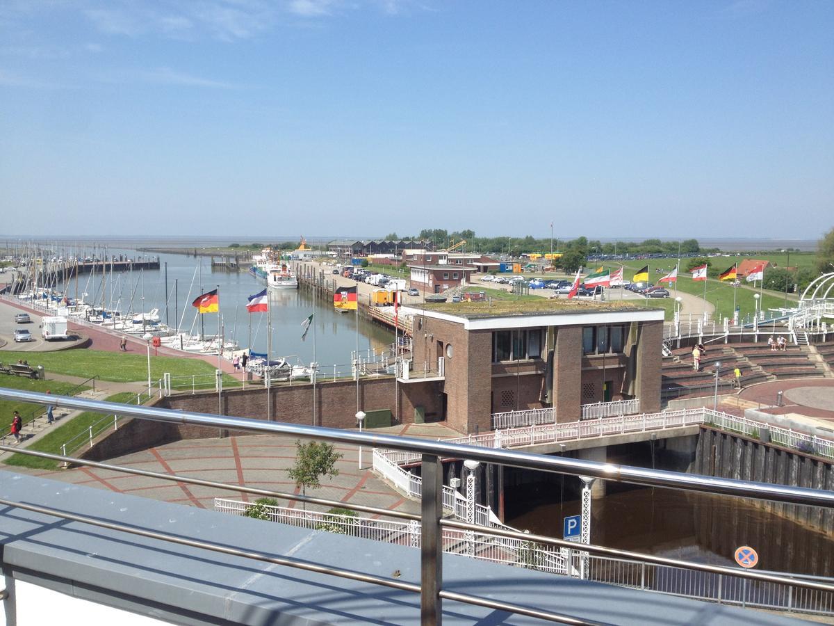 Nordseehotel Benser Hof Am Hafen Bensersiel Esterno foto